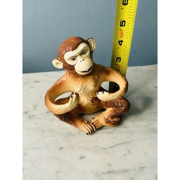 Vintage Porcelain Monkey Figurine Dee Bee Co Imports Hand Painted Japan Salt - Picture 2 of 5